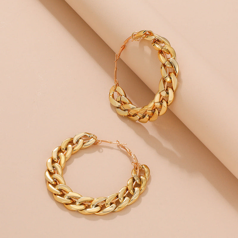 Female Exaggerated And Personalized Geometric Round Ring Earrings - Image 3